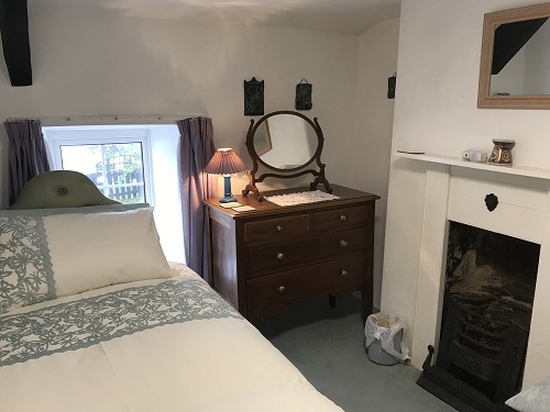 Single Bedroom